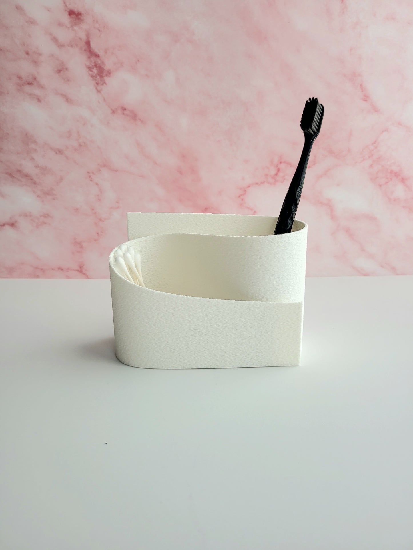 S-Shaped Vanity Organizer