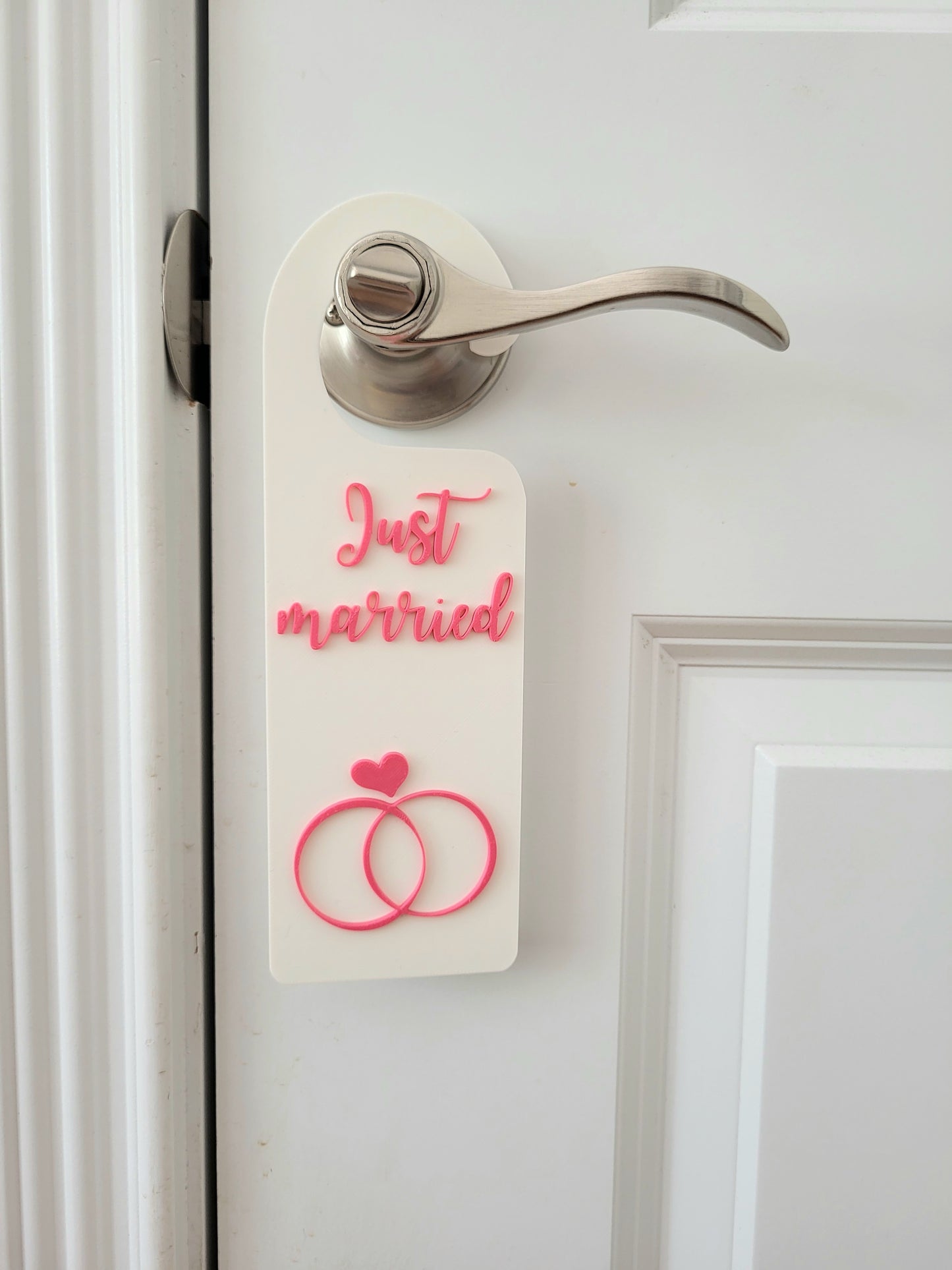 just married sign,
wedding door sign,
honeymoon sign,
bridal suite decor,
door hanger wedding,
wedding decoration,
bride gift idea,
just married gift,
engagement sign,
cute wedding sign,
married door tag,
honeymoon decor,
hotel room sign,