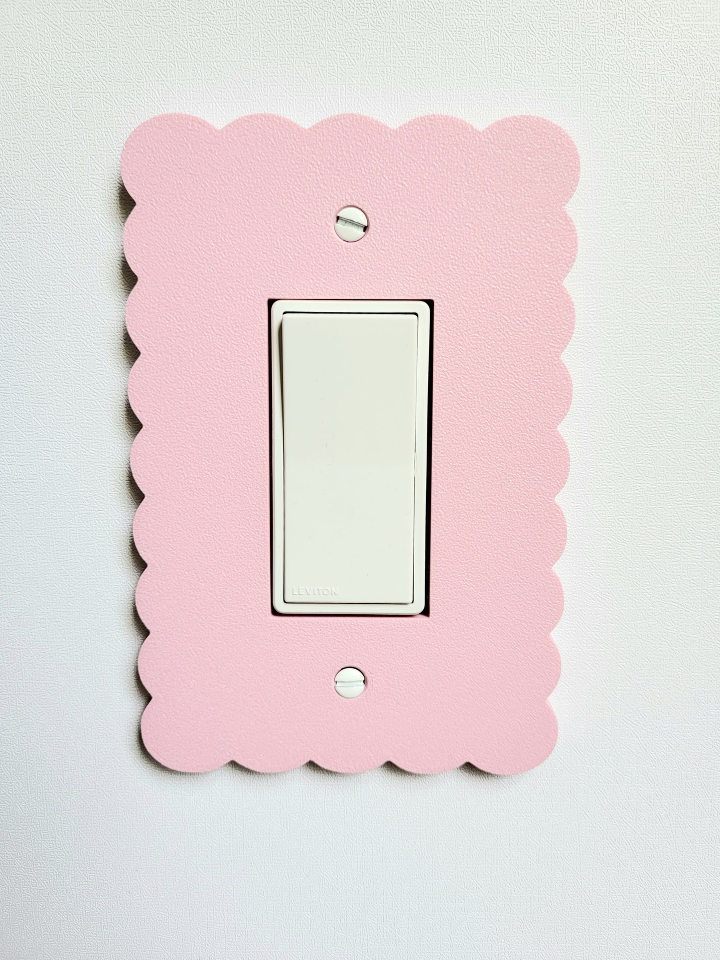 Scalloped Edge Biscuit Light Switch Cover