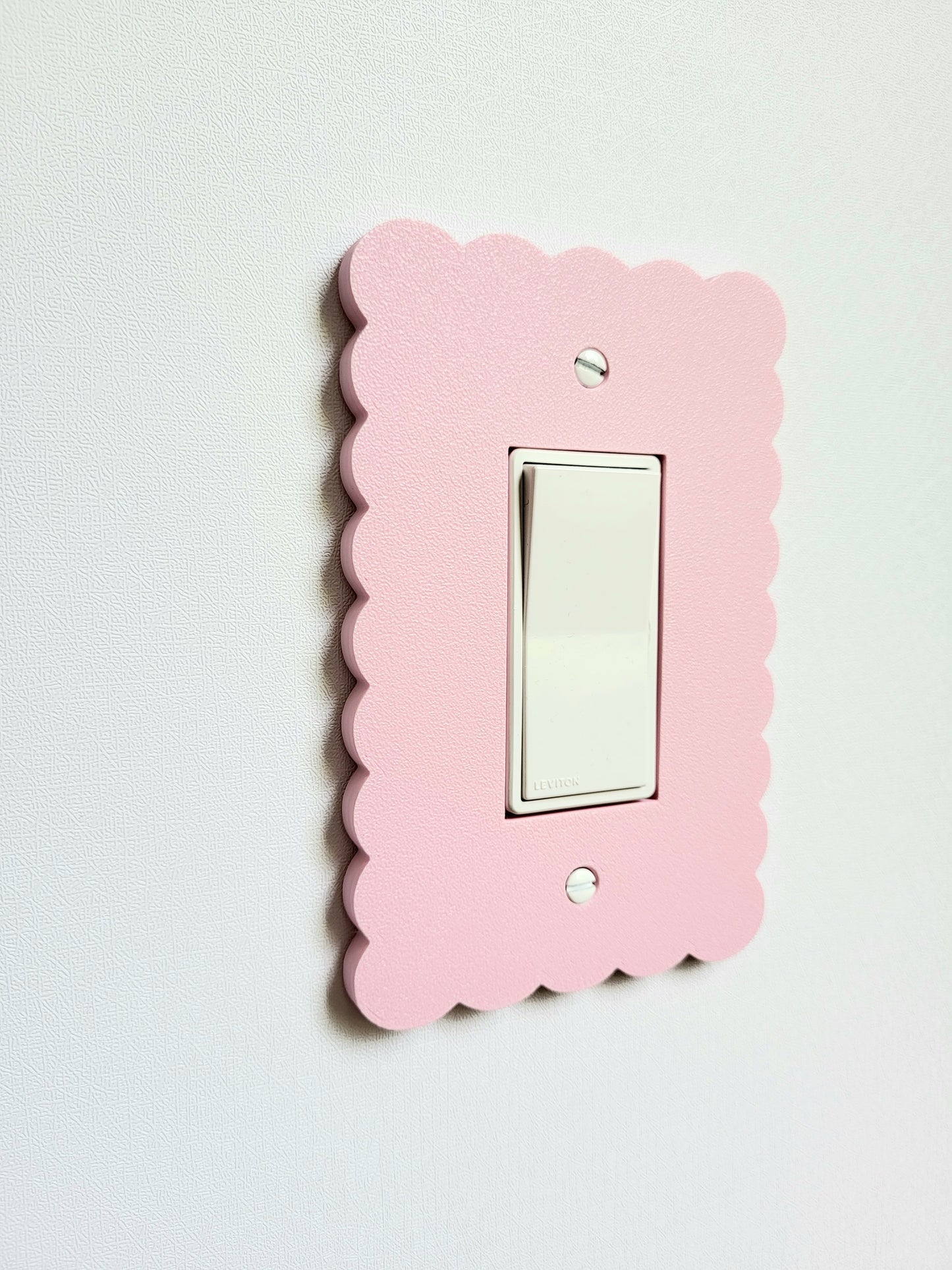 Scalloped Edge Biscuit Light Switch Cover