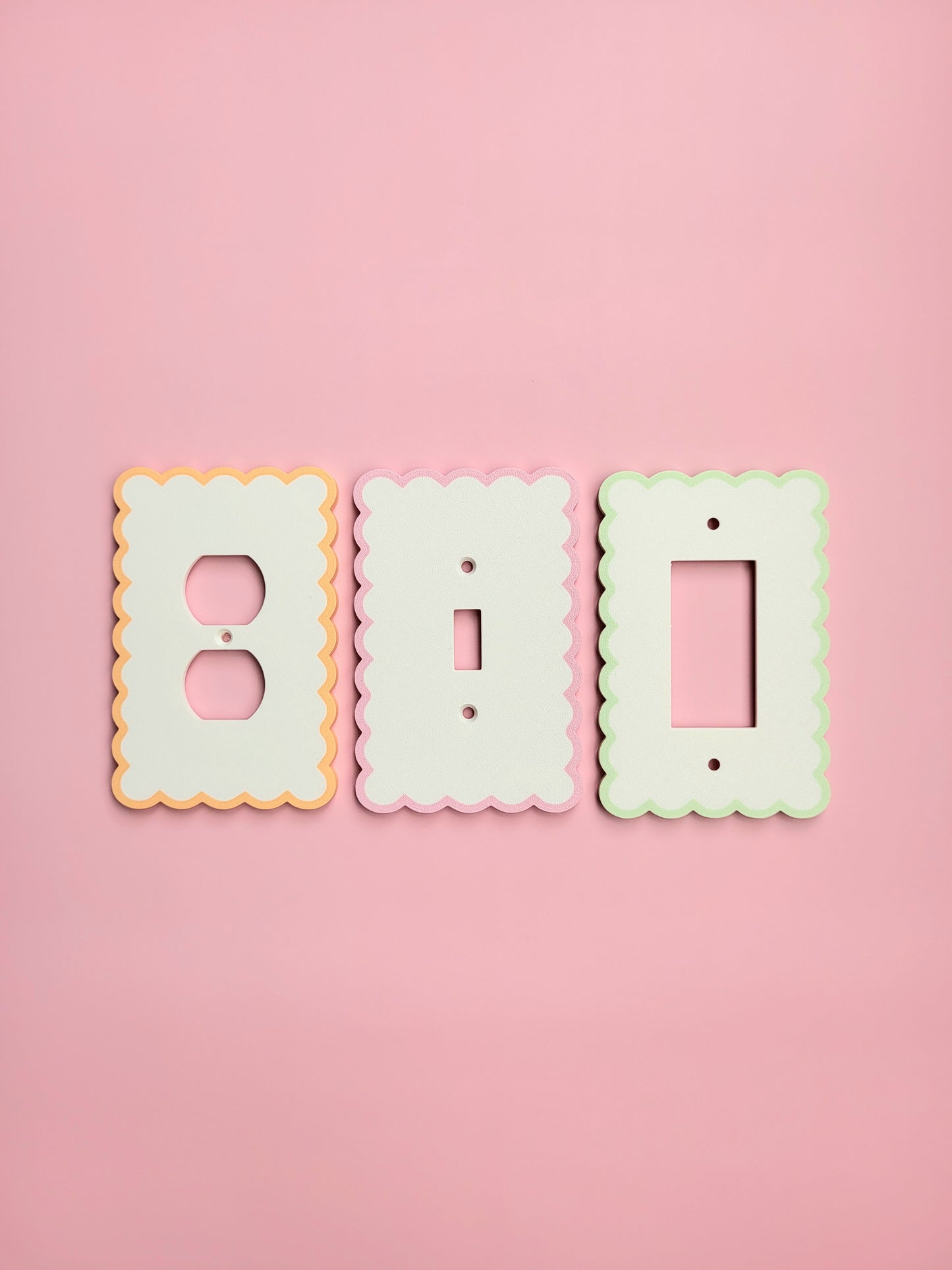 Two-Tone Pastel Scalloped Light Switch Cover