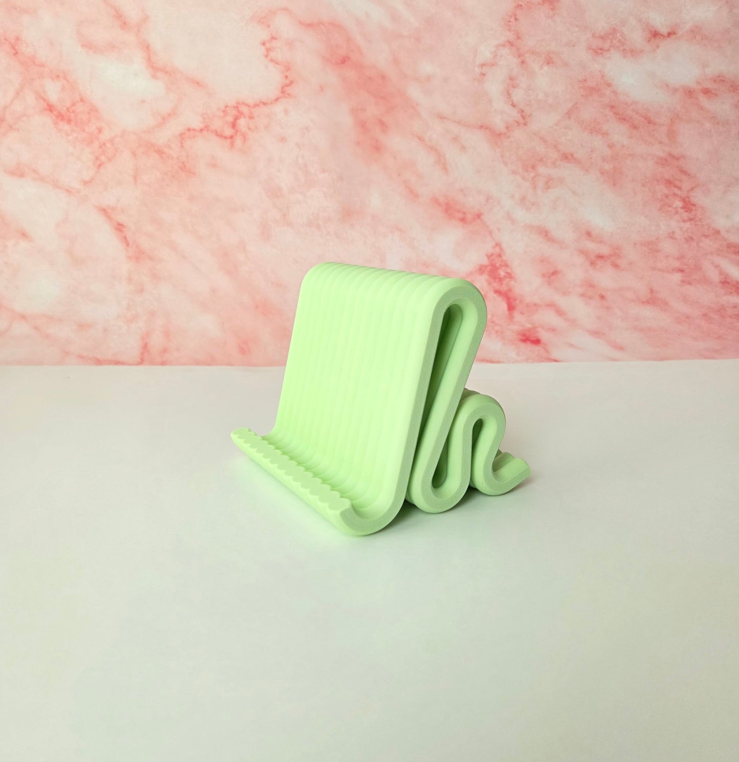 Modern Wavy Tablet / Kindle Stand