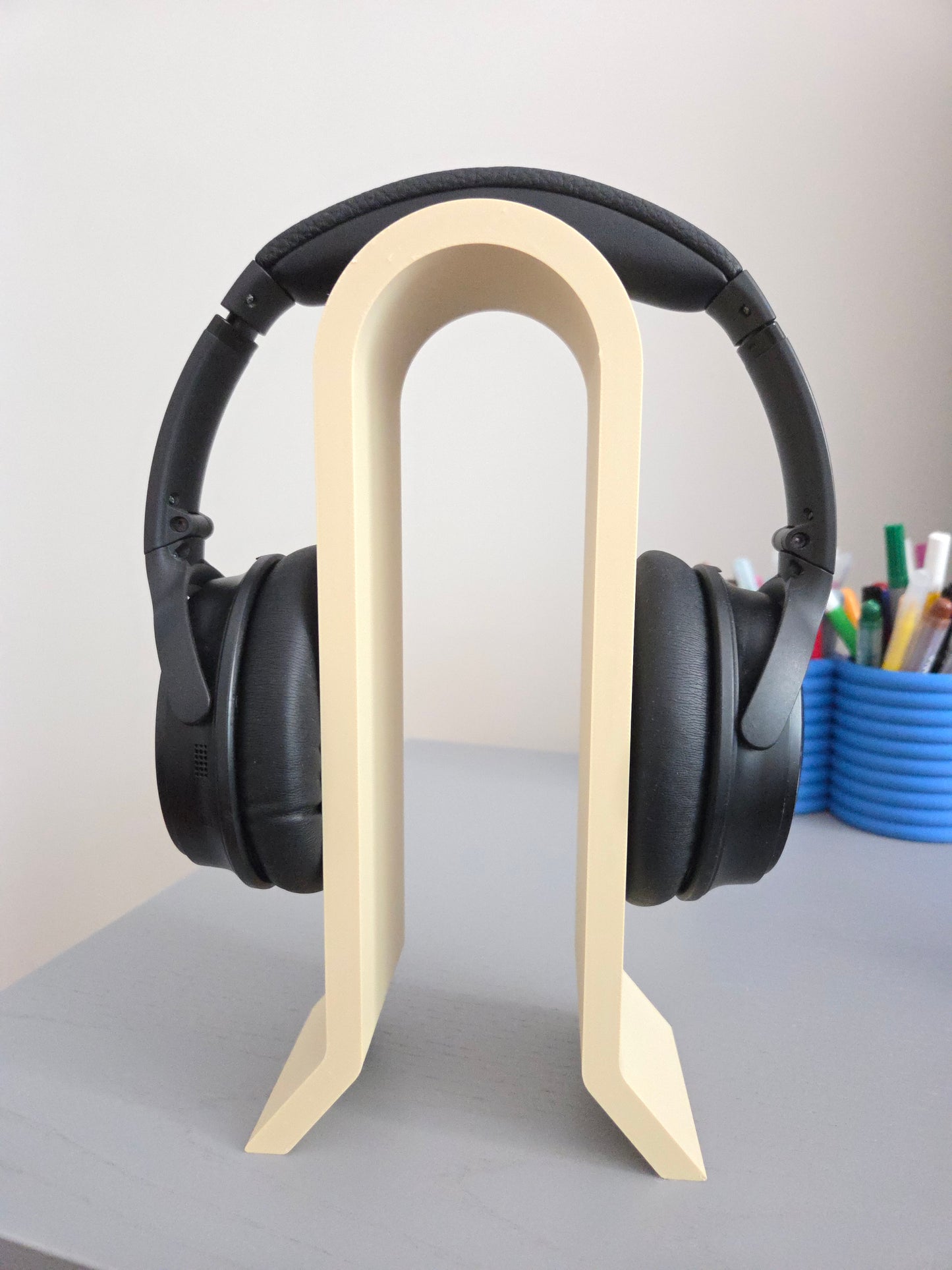 Minimalist Headphone Stand