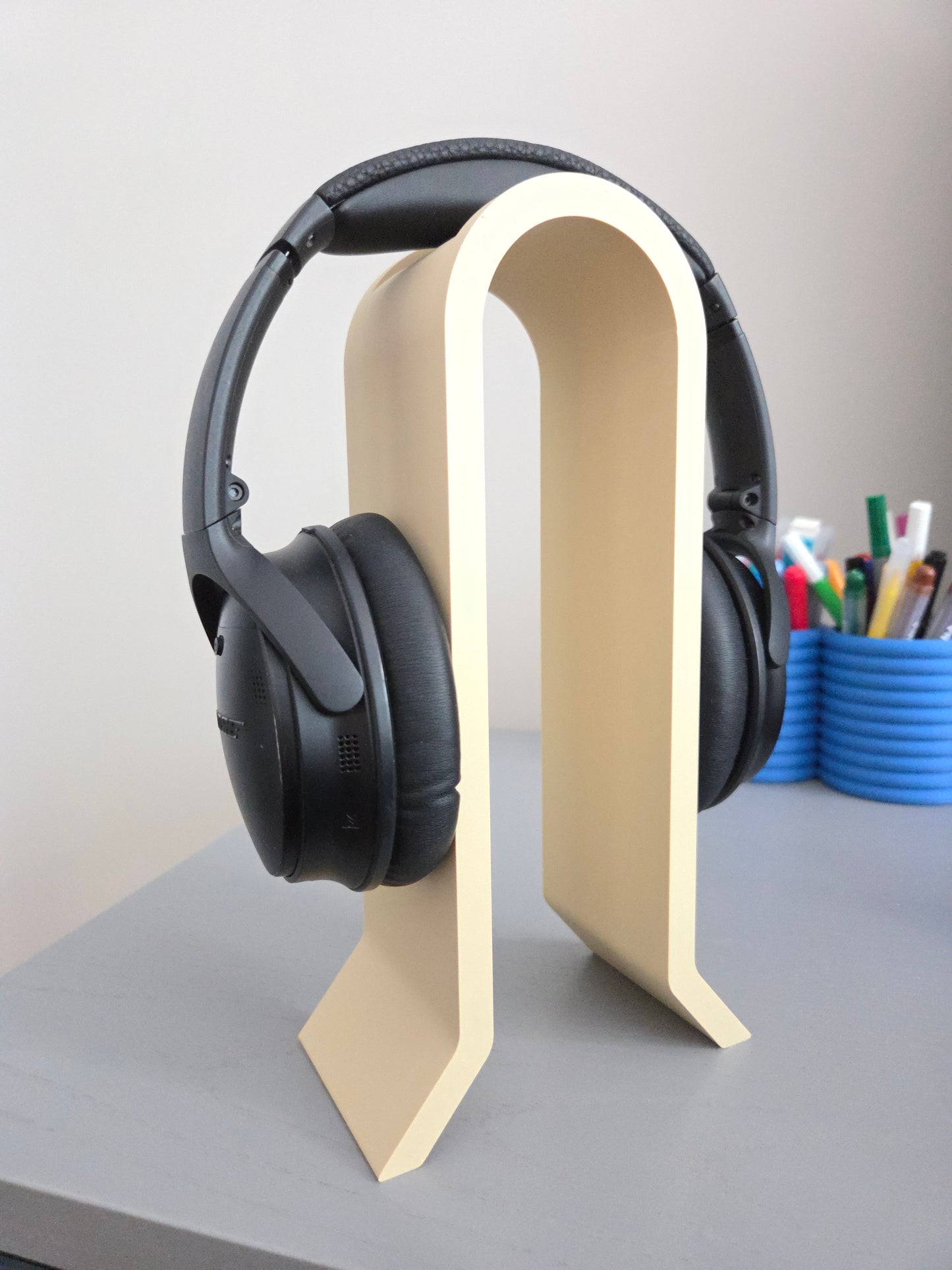Minimalist Headphone Stand