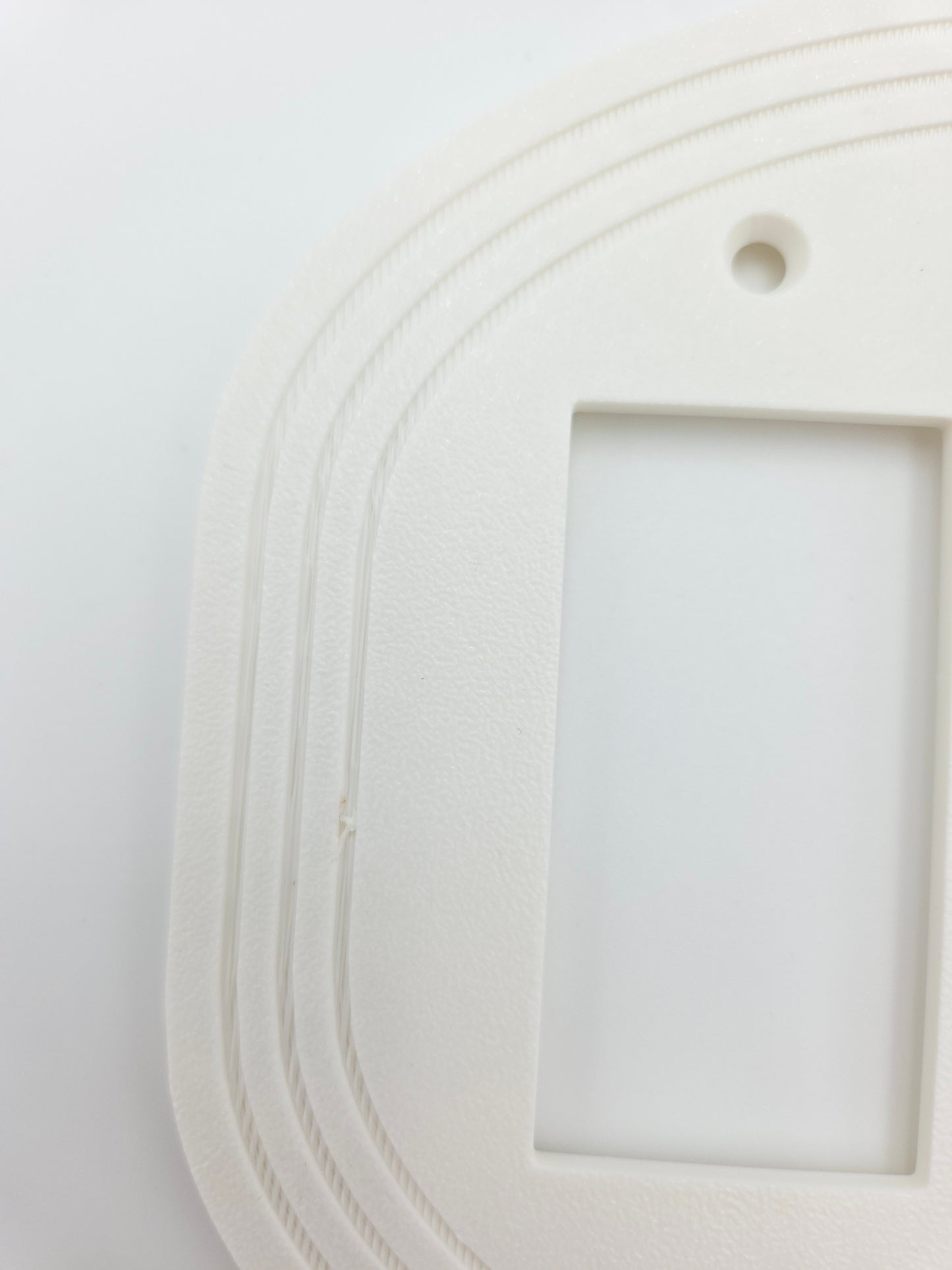 OUTLET: Tripple rocker oval with stripes WHITE