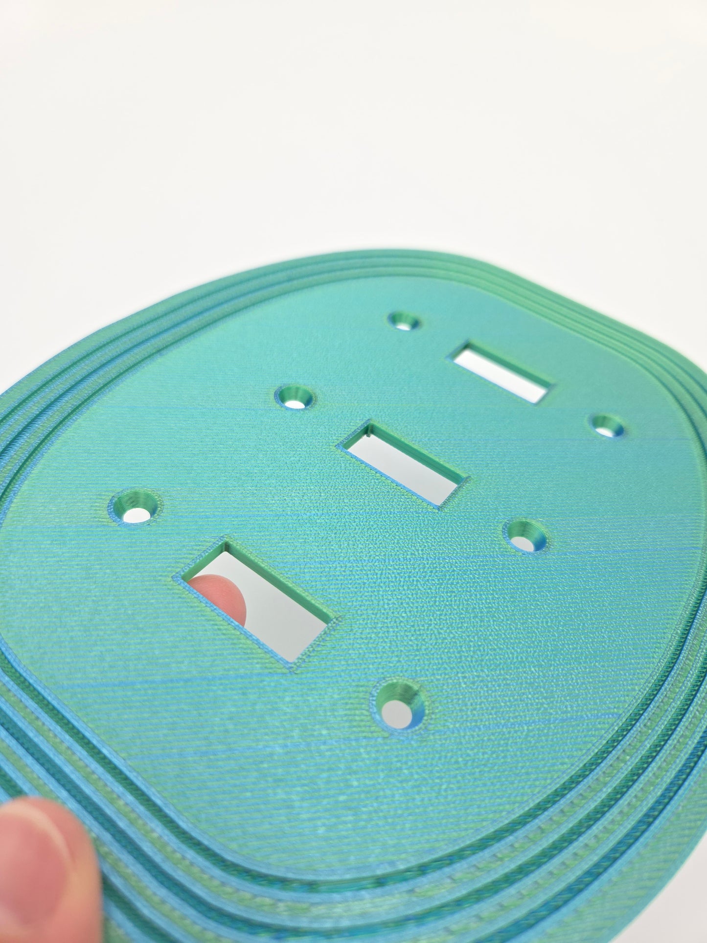 OUTLET: Tripple toggle oval with stripes BLUE GREEN SILK