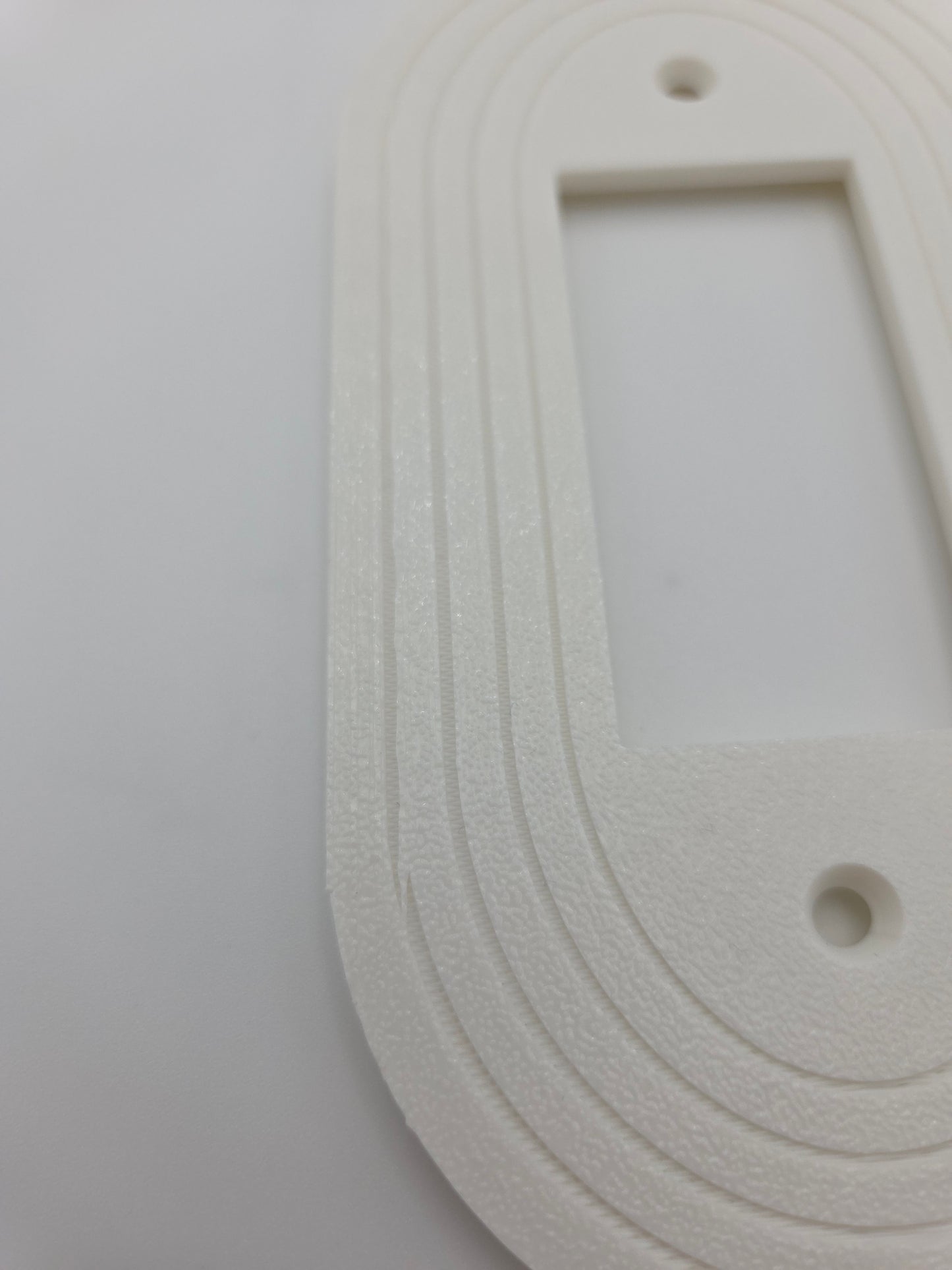 OUTLET: Single rocker oval with stripes WHITE
