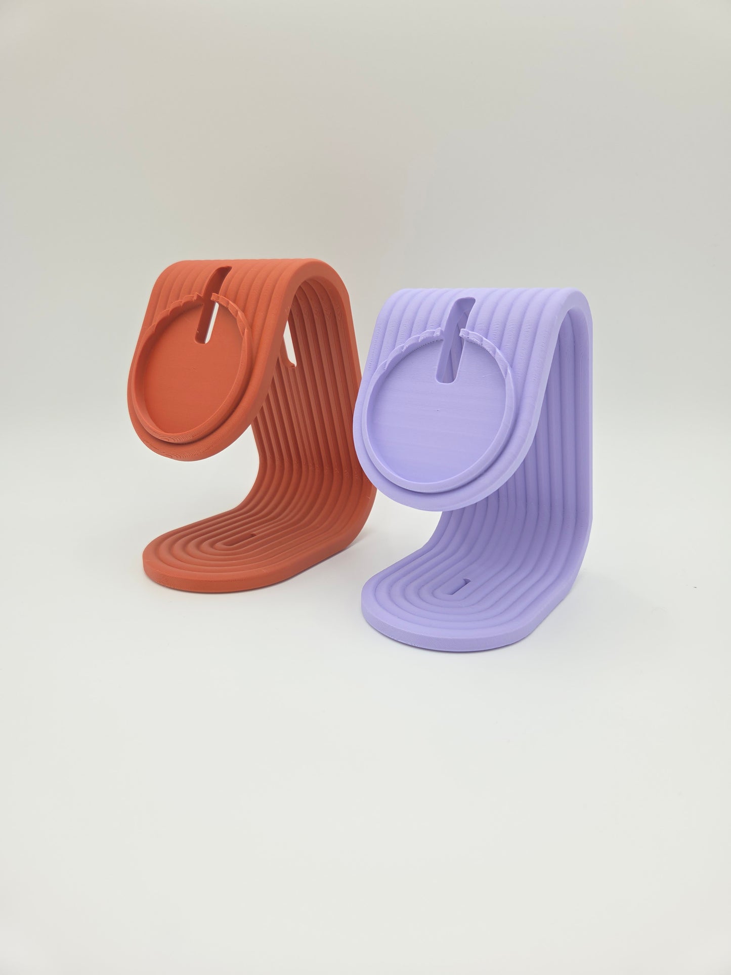 Minimalist Bubble Phone Stand | Compatible with Chargers