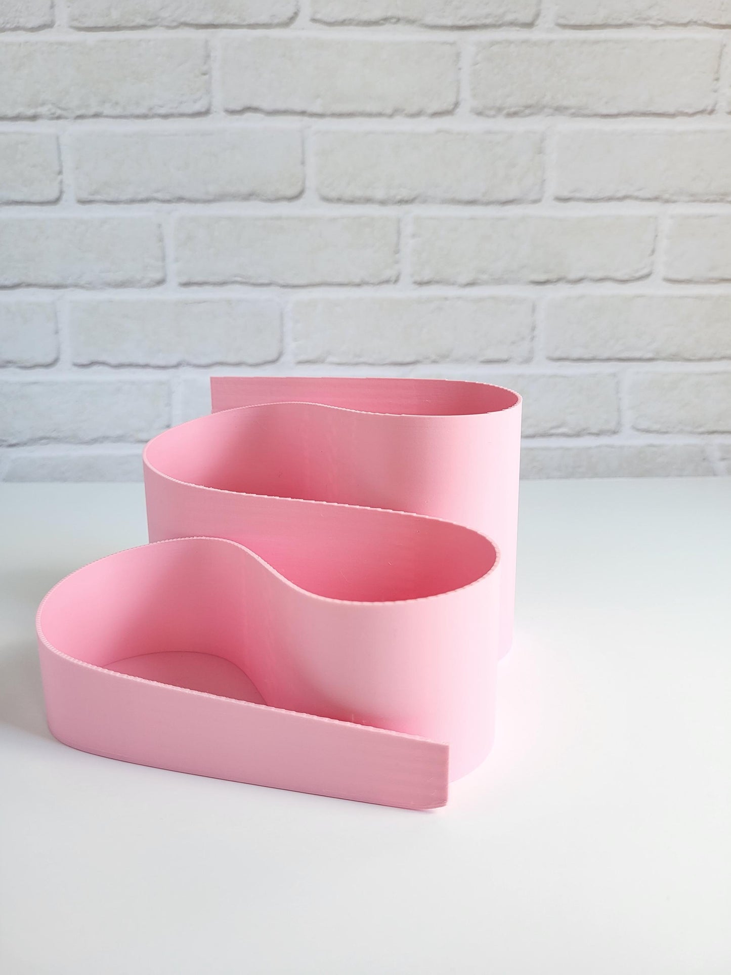 Modern S-Shaped Desk Organizer – Pencil Holder | Office Storage Tray | Teacher Gift | Minimalist Organizer