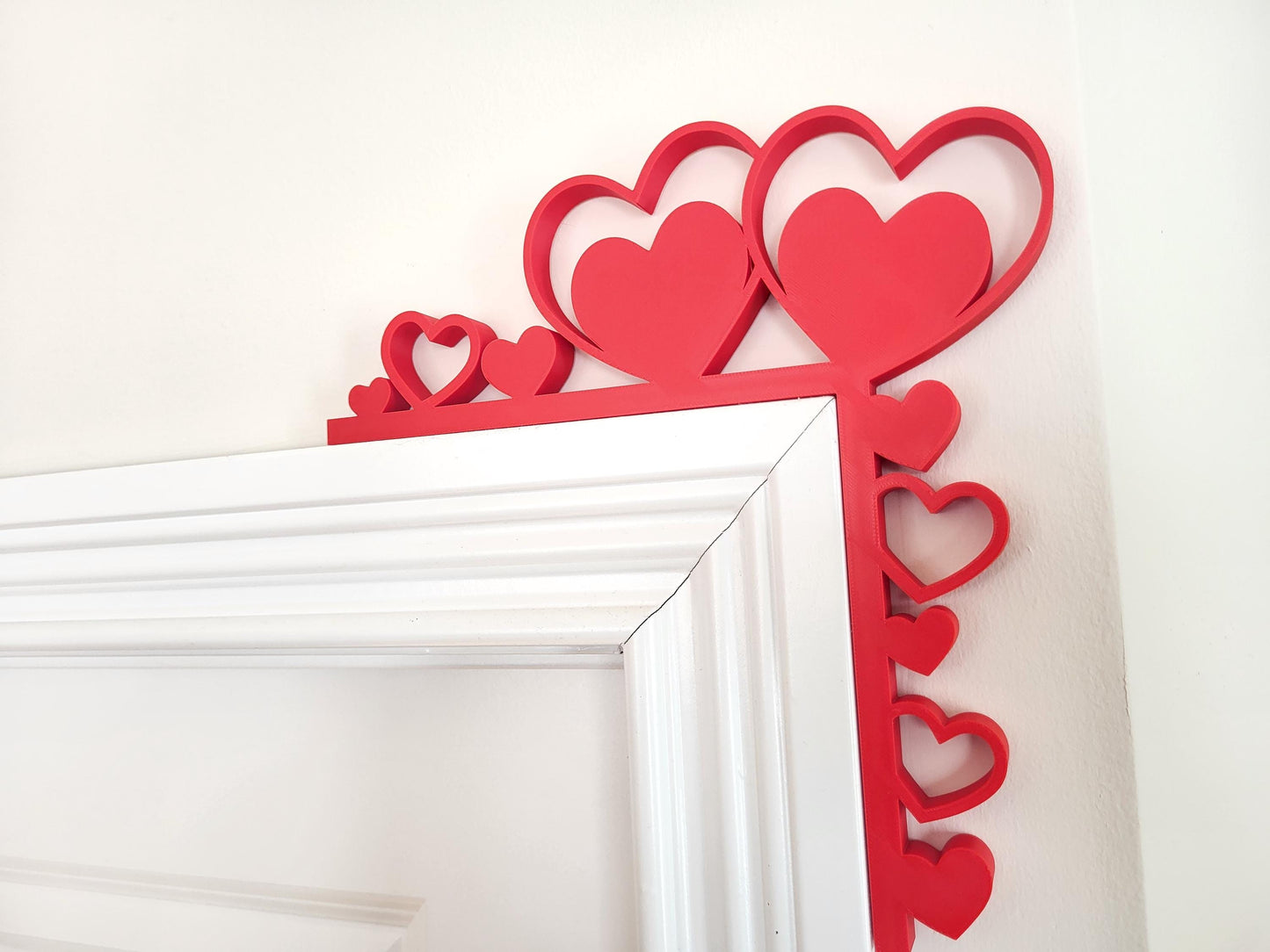 valentines decor, door corner decor, door trim decor, hearts,