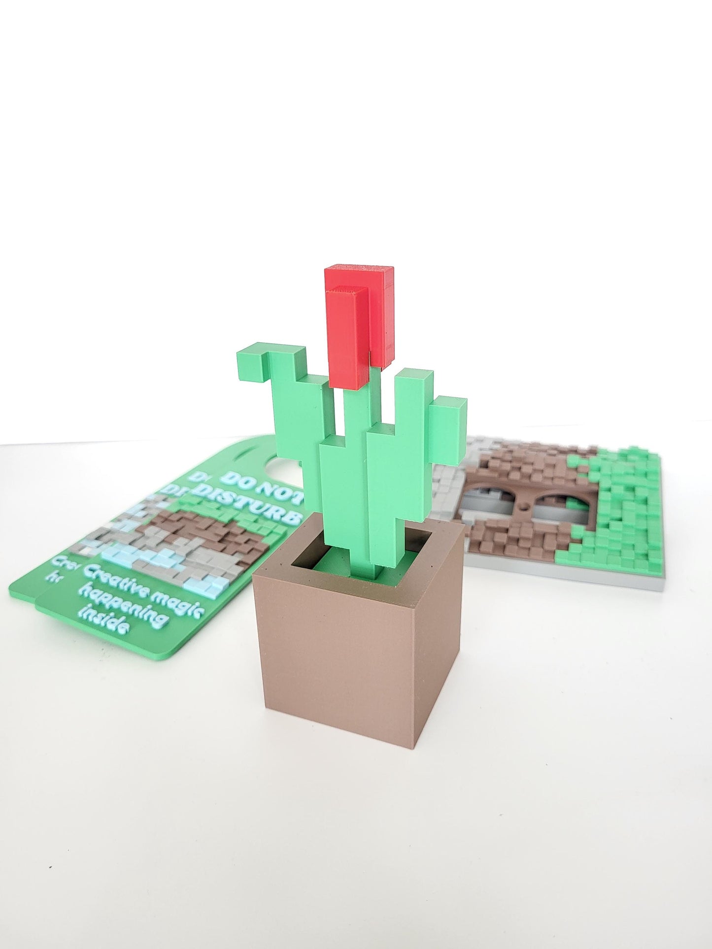 Gaming Inspired Pixelated Tulip with Pot, Gaming Style Flower, Desk Accessory, Room Decor, Gift for Gamers, 3d printed, Multiple Colors