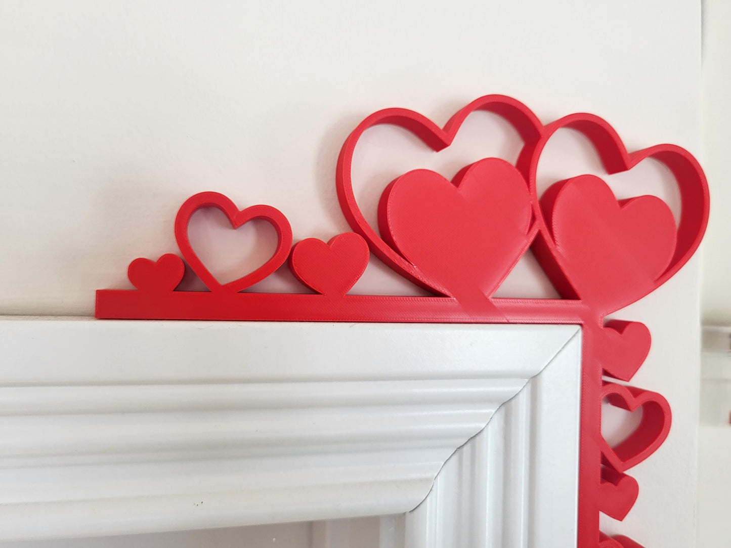 valentines decor, door corner decor, door trim decor, hearts,