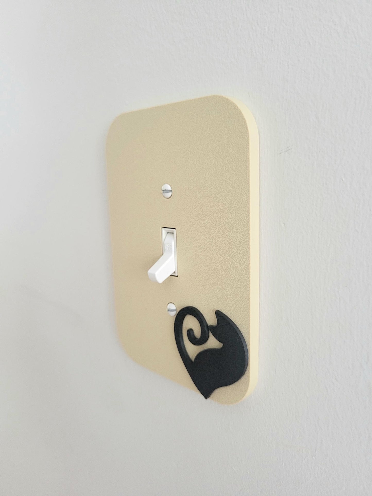 Light Switch Cover With Heart- Shaped Cat Accent, Wall Plate Cover, Mid Century Modern, Unique Switch Plate Design, Home Decor, Kitten Light Switch