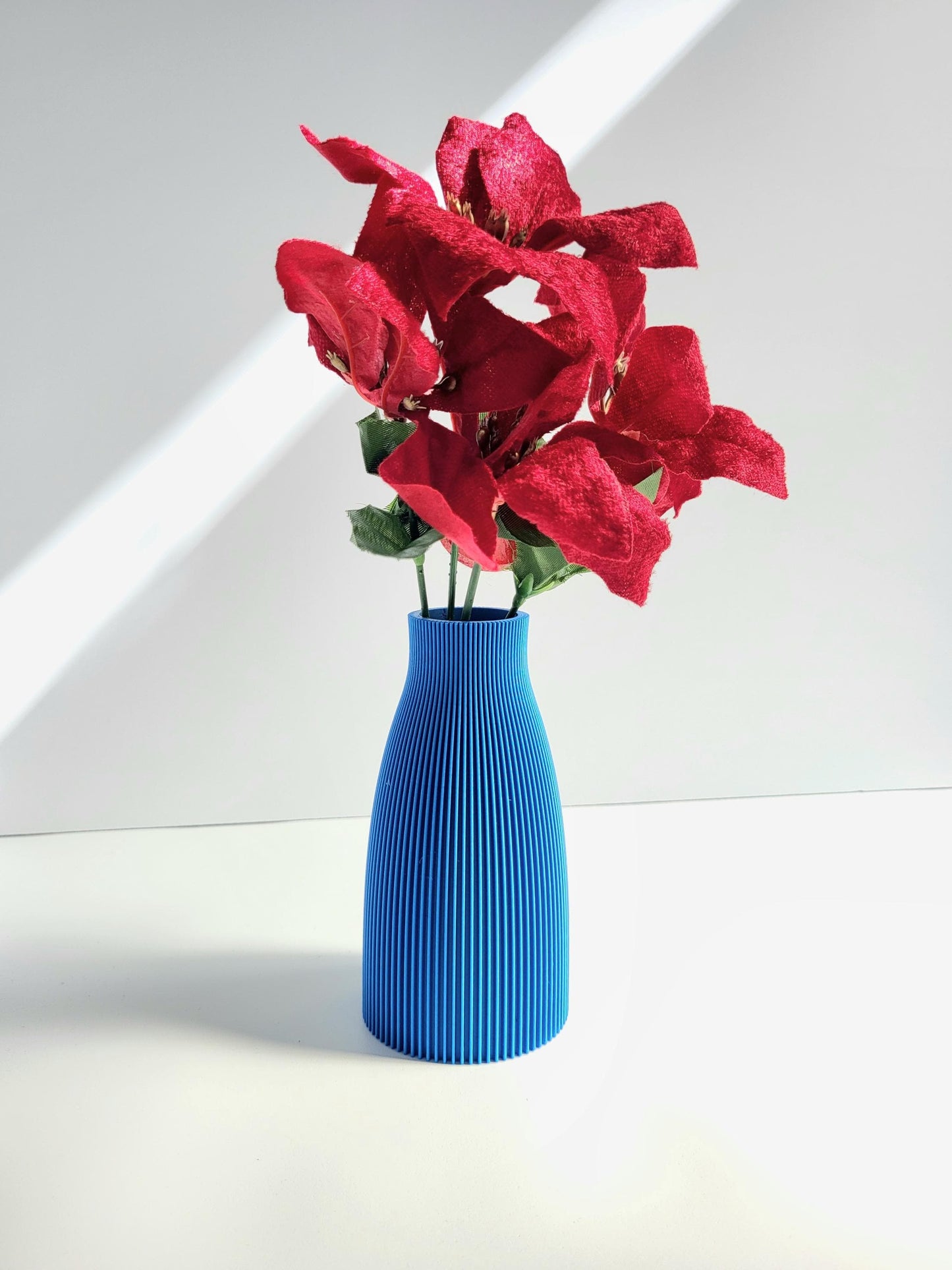 Minimalist 3d Printed Vase For fresh & Artificial Flowers, Unique Flower Vase, Home Decor, Gift for Mo, Bottle Shaped Vase