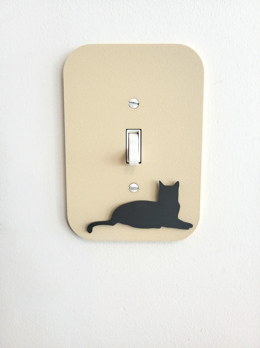 Lying Cat Light Switch Cover