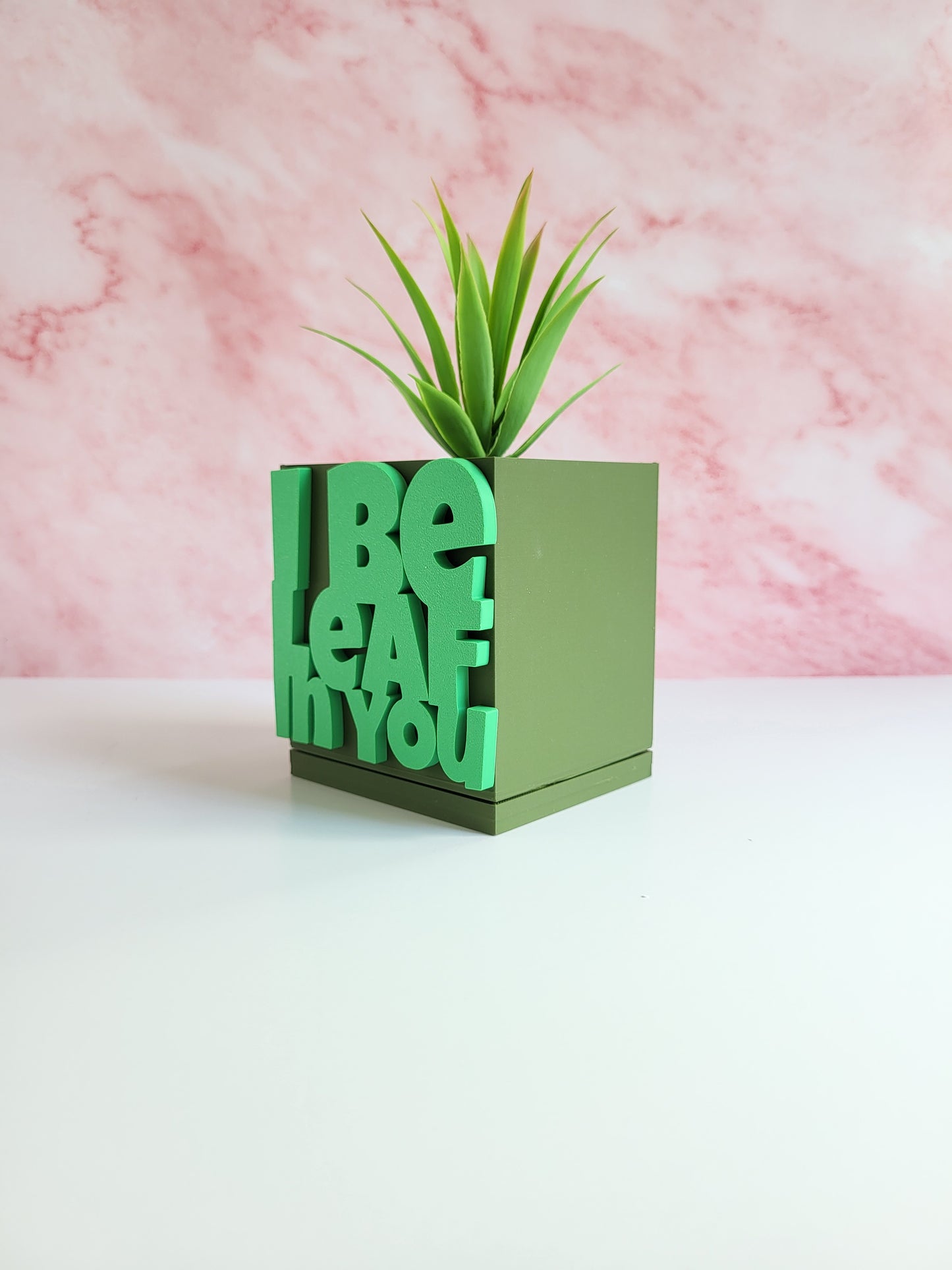 funny planter
pun plant pot
motivational gift
desk decor
gift for plant lovers
succulent planter
cute planter
plant pun gift
funny gift idea
eco-friendly planter
I be leaf in you
positive message planter
3D printed planter
houseplant gift
office plant pot