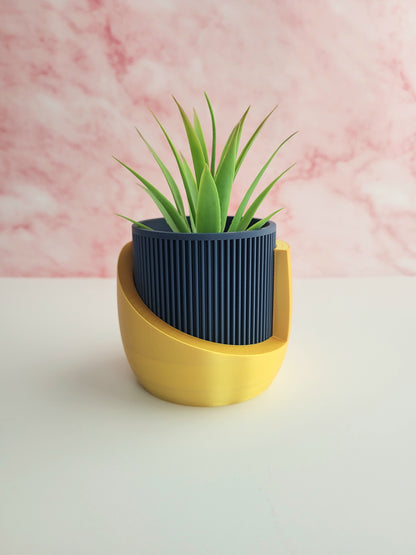 Japandi Style Planter with Drainage & Tray