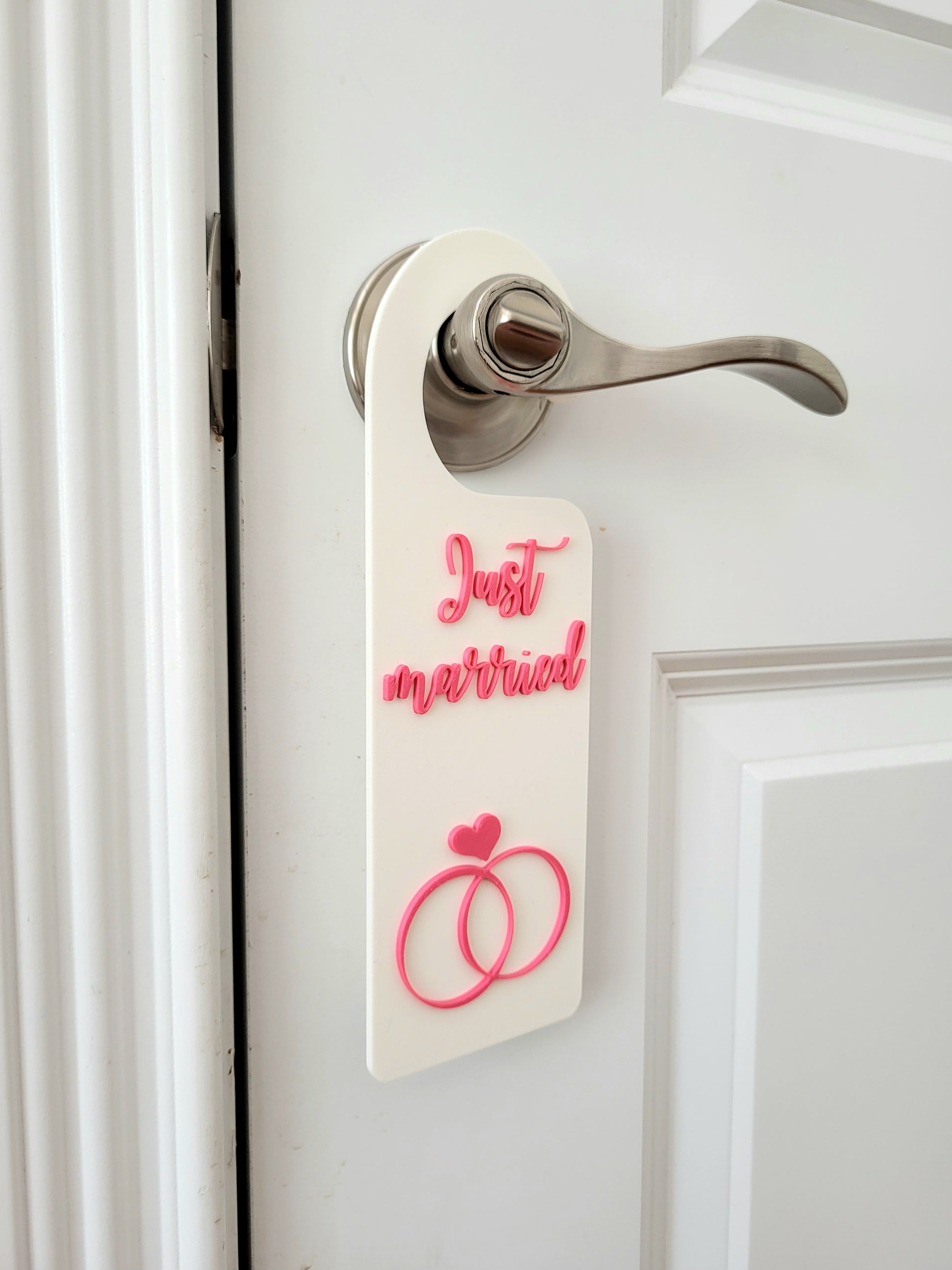 just married sign,
wedding door sign,
honeymoon sign,
bridal suite decor,
door hanger wedding,
wedding decoration,
bride gift idea,
just married gift,
engagement sign,
cute wedding sign,
married door tag,
honeymoon decor,
hotel room sign,