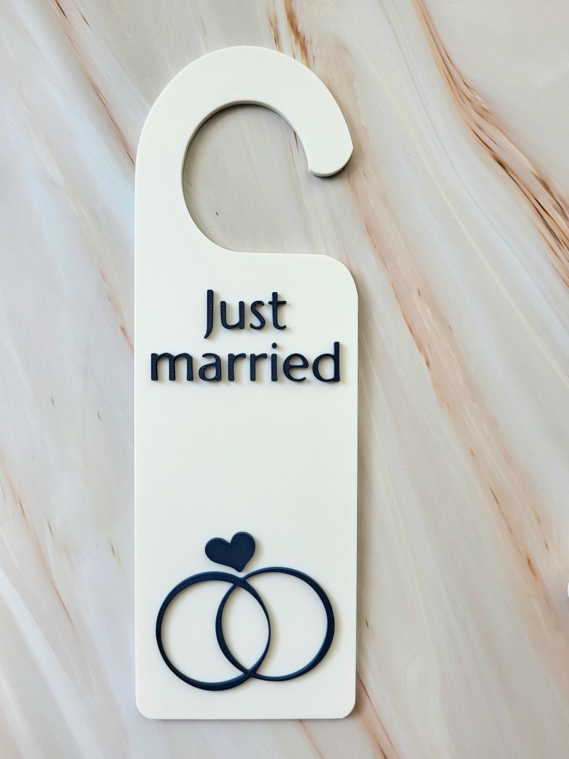 just married sign,
wedding door sign,
honeymoon sign,
bridal suite decor,
door hanger wedding,
wedding decoration,
bride gift idea,
just married gift,
engagement sign,
cute wedding sign,
married door tag,
honeymoon decor,
hotel room sign,