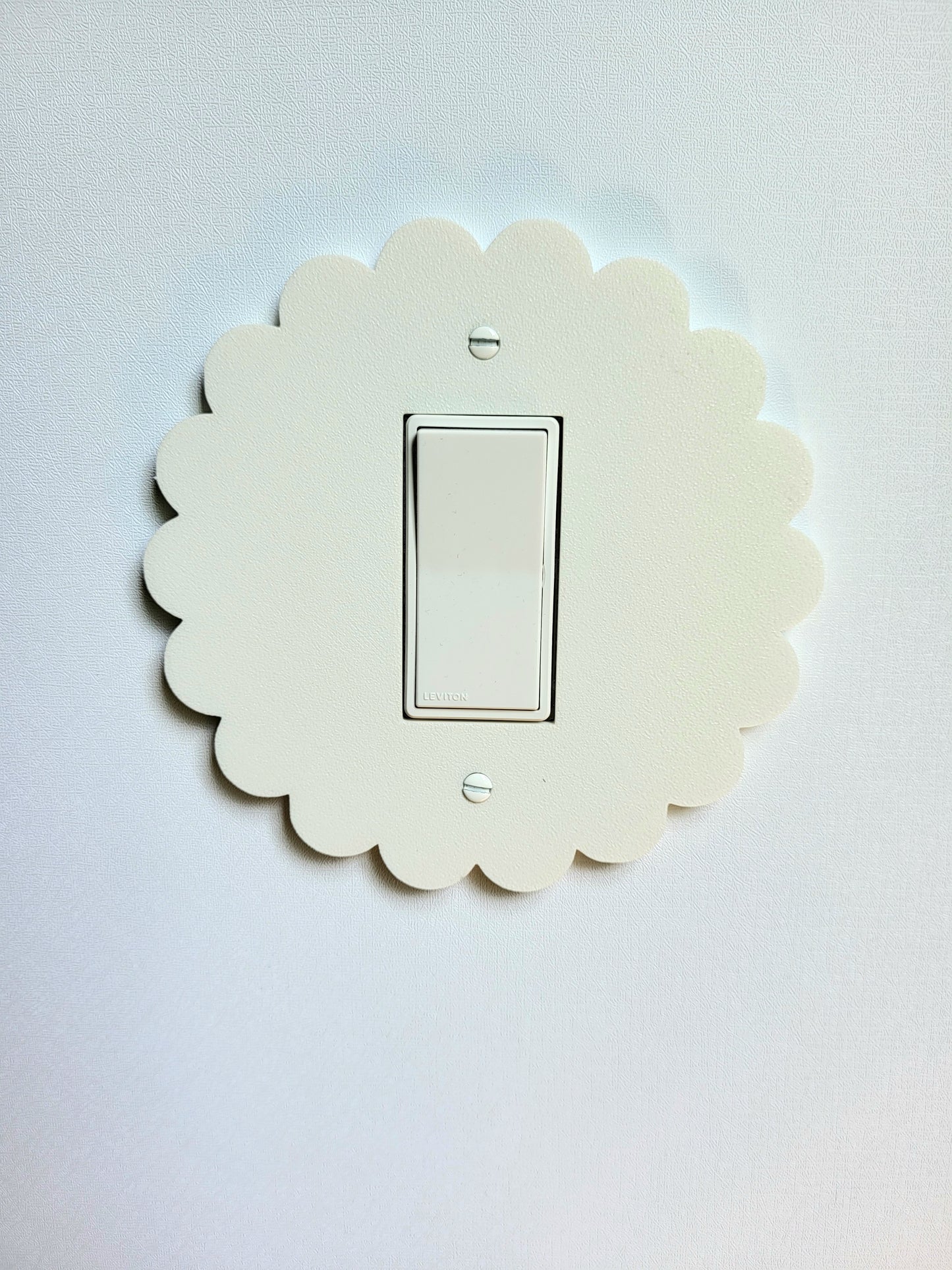 Scalloped Rounded Light Switch Cover