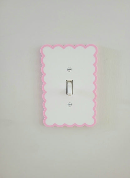 Two-Tone Pastel Scalloped Light Switch Cover