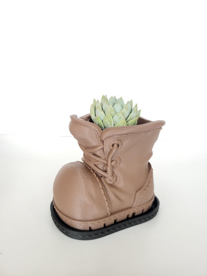 Wall-E planterwall, e-boot planter, wall-e_ boot succulent pot, shoe planter, planter pot, farmhouse decor, cute shelf decor, cute plant pot, cute flower pot, boot planter, boot plant
pot, baby shower gift,