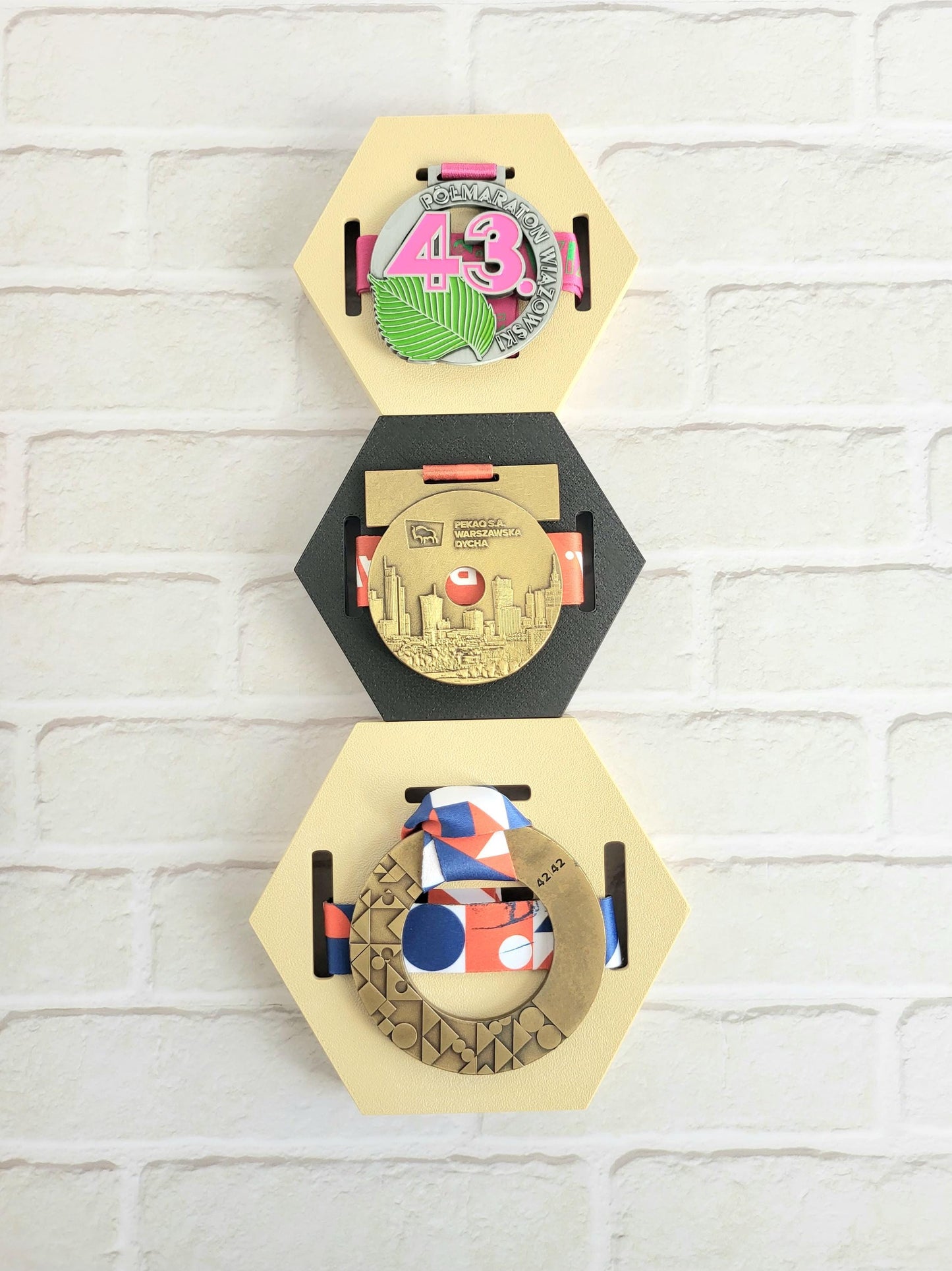 Modular Sports Medal Display, Custom Personalized Honeycomb Medal Hanger, For Runners, Gymnastists, Race Winners, Athlete Gift, Wall Art