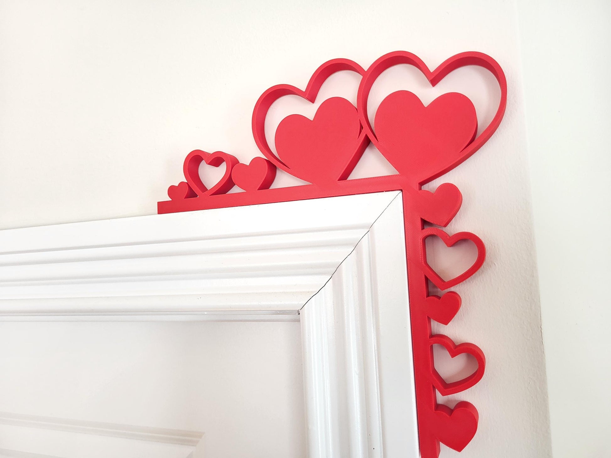 valentines decor, door corner decor, door trim decor, hearts,