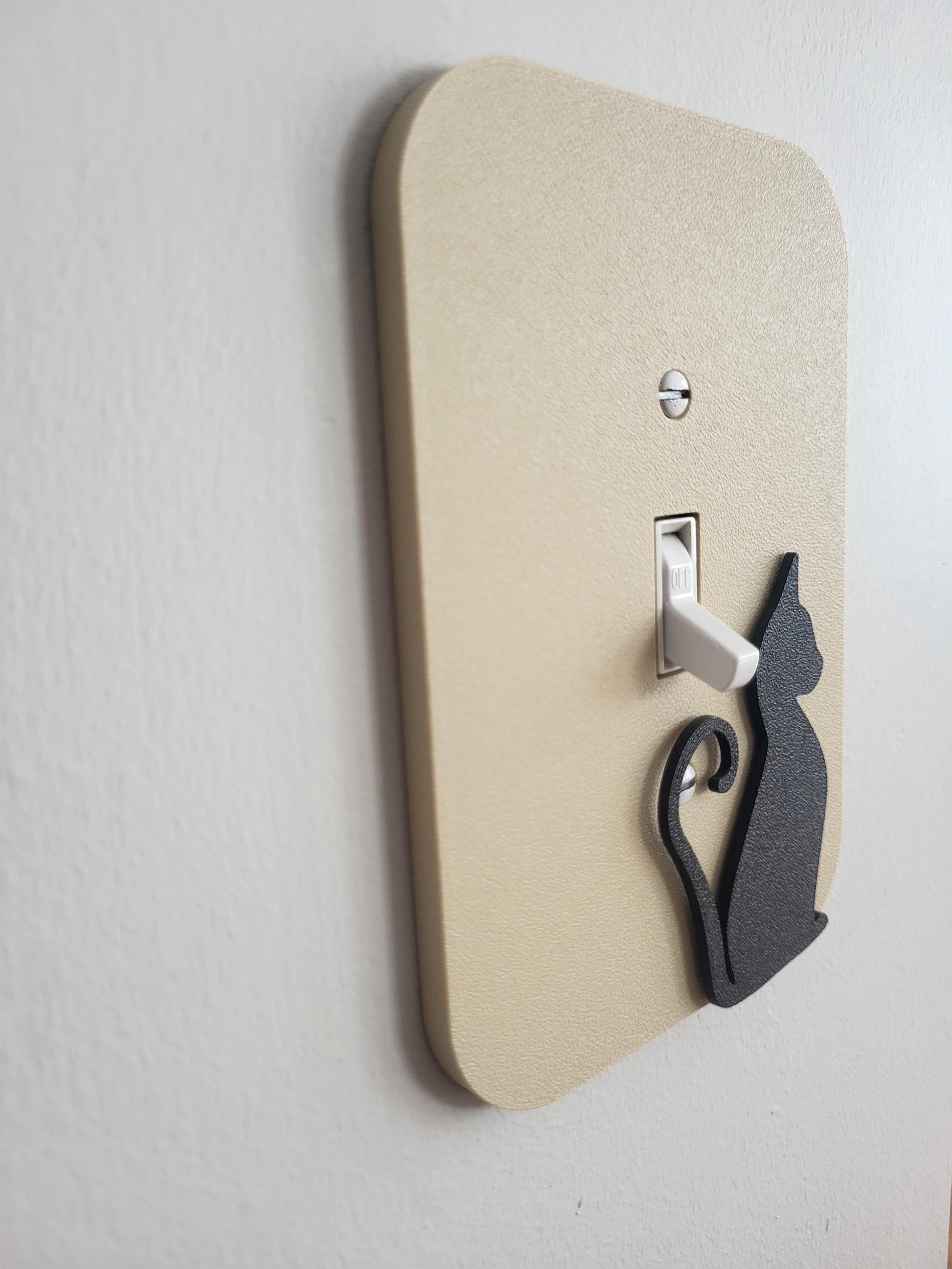 Light Switch Cover With Sitting A Cat Looking Right, Wall Plate Cover, Mid Century Modern, Unique Switch Plate Design, Home Decor, Kitten Light Switch, Outlet Cover