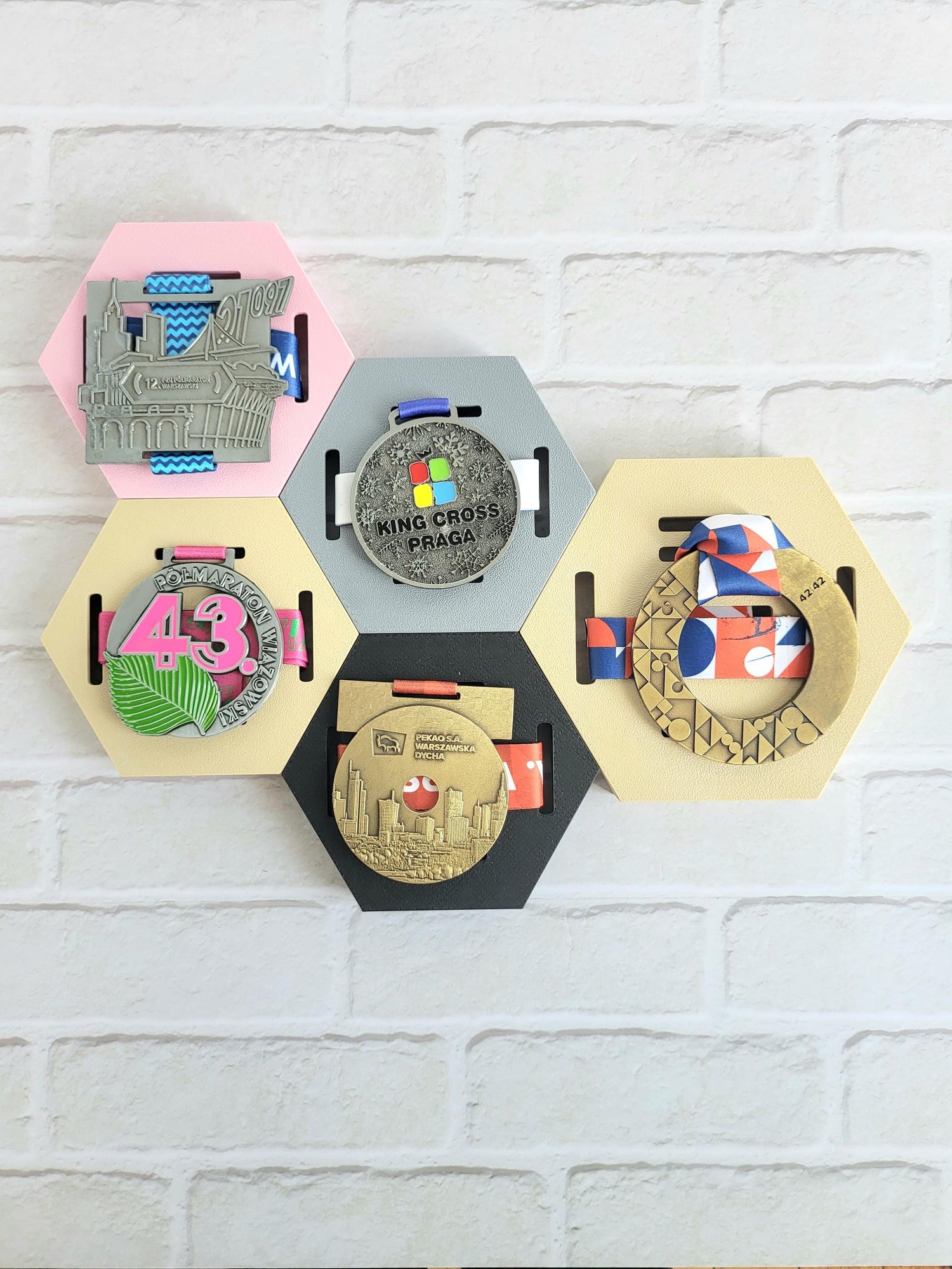 Modular Sports Medal Display, Custom Personalized Honeycomb Medal Hanger, For Runners, Gymnastists, Race Winners, Athlete Gift, Wall Art