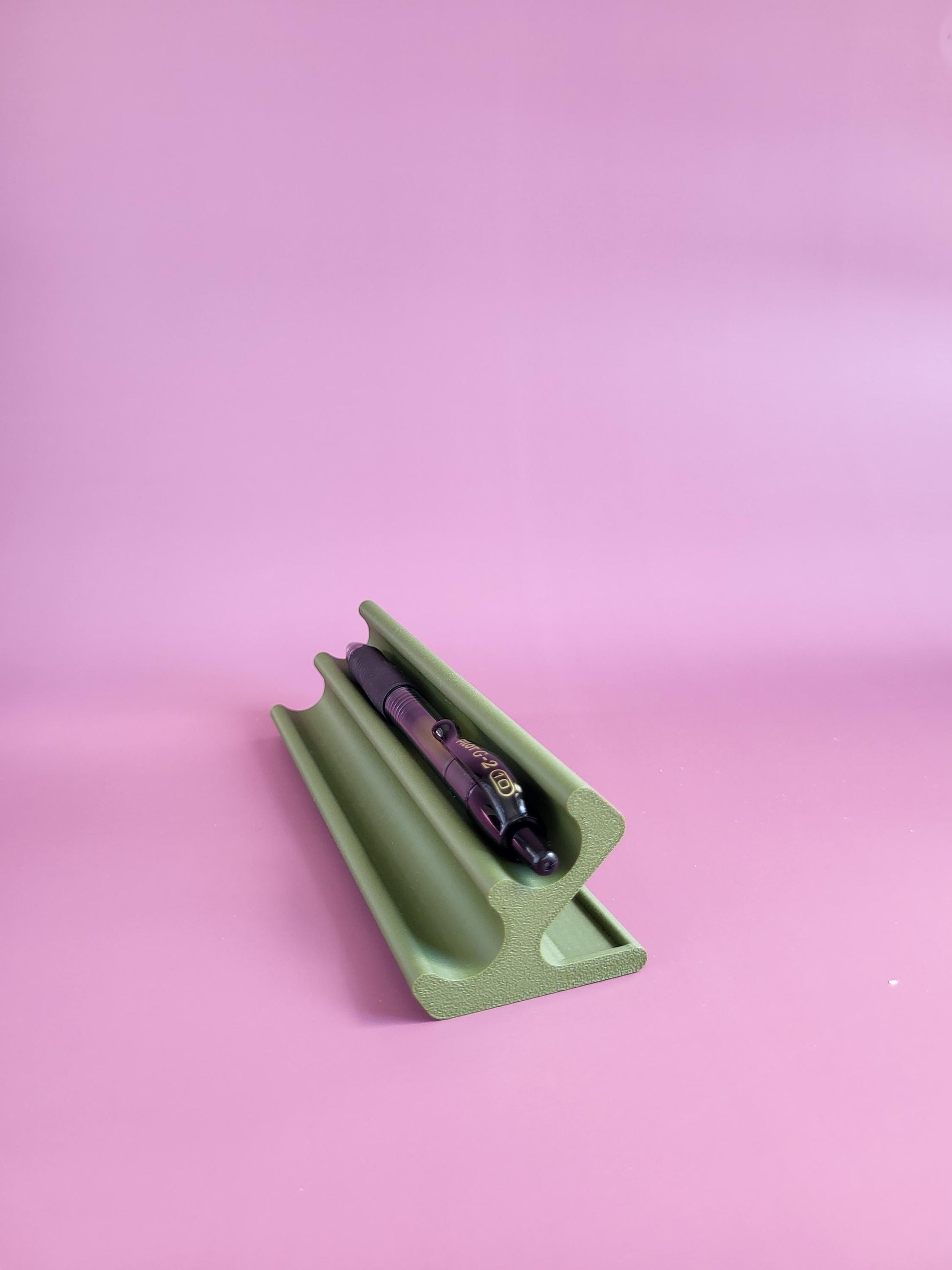Minimalist Pen Holder – Modern Desk Organizer, Workspace Organizer & Corporate Gift | Office Organizer and Teacher Accessory