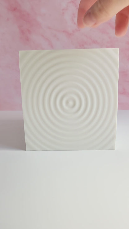 Ripple Effect Tissue Box Cover