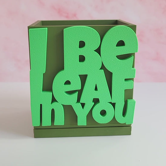 funny planter
pun plant pot
motivational gift
desk decor
gift for plant lovers
succulent planter
cute planter
plant pun gift
funny gift idea
eco-friendly planter
I be leaf in you
positive message planter
3D printed planter
houseplant gift
office plant pot